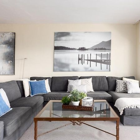 Homeforguest Front Line Beach Apartment In Hacienda Playa Marbellac Extérieur photo
